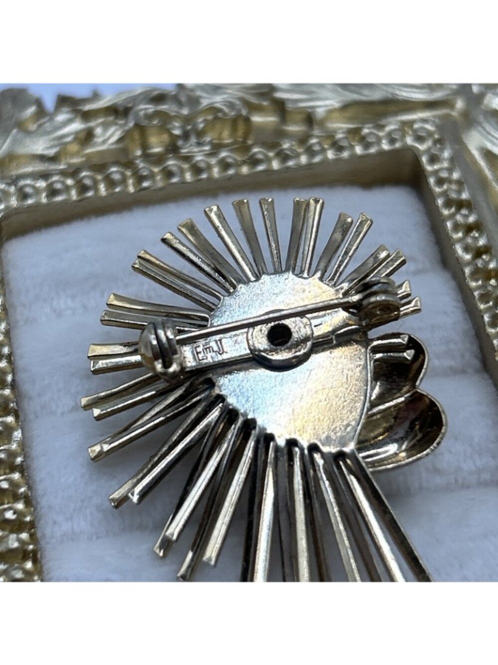 1950s Emmons Brooch Gold Tone Sunburst Faux Pearl Retro Sun Flower MCM Vintage - Picture 10 of 16